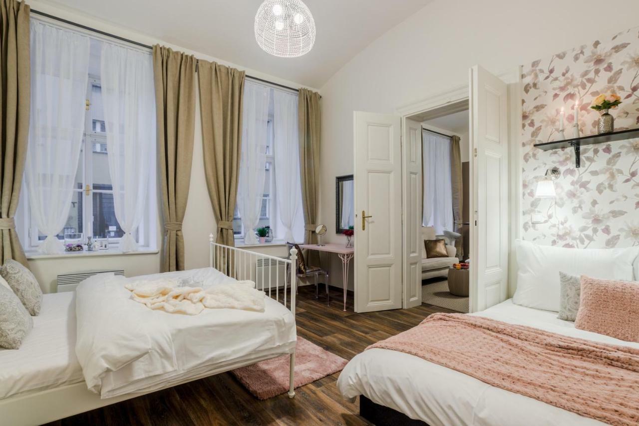 Prague Apt Near Charles Bridge By Michal&Friends Exterior foto