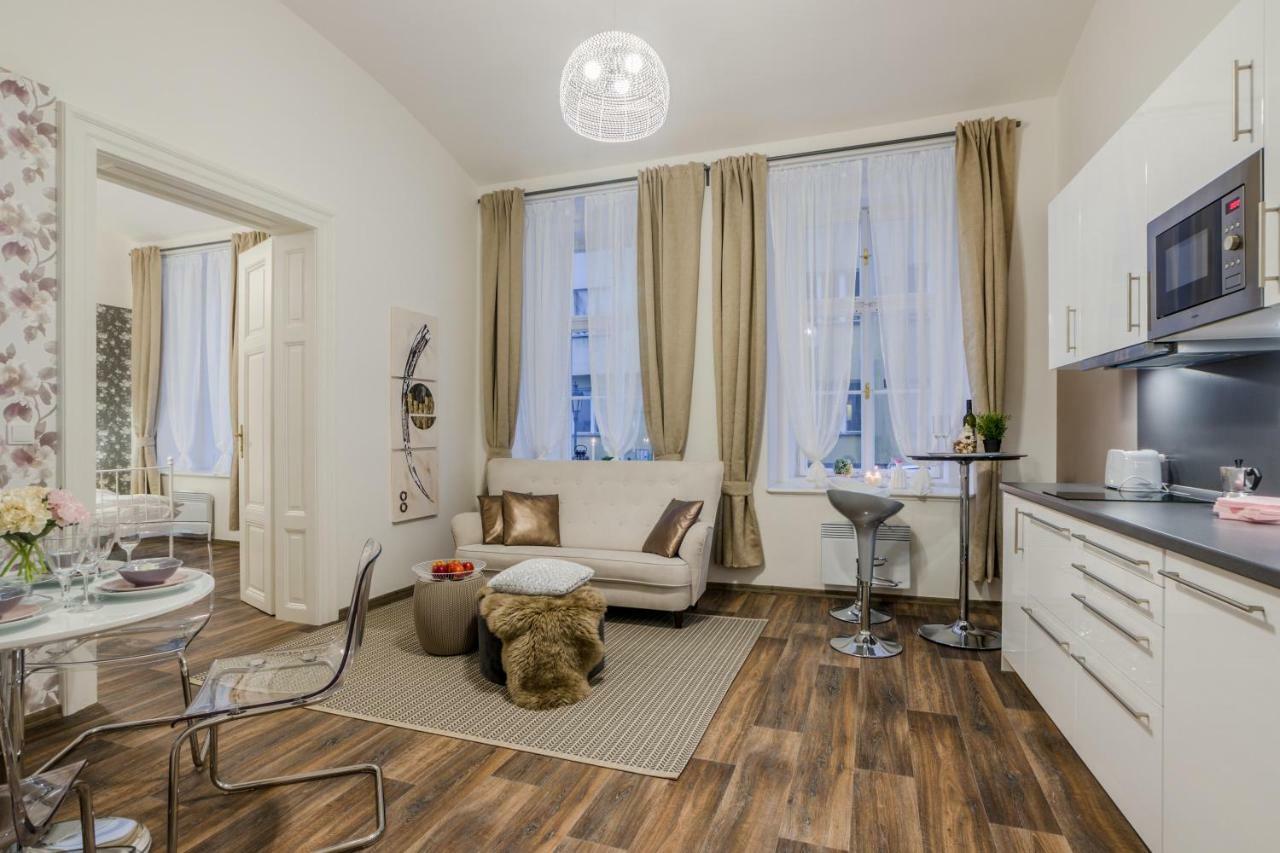 Prague Apt Near Charles Bridge By Michal&Friends Exterior foto